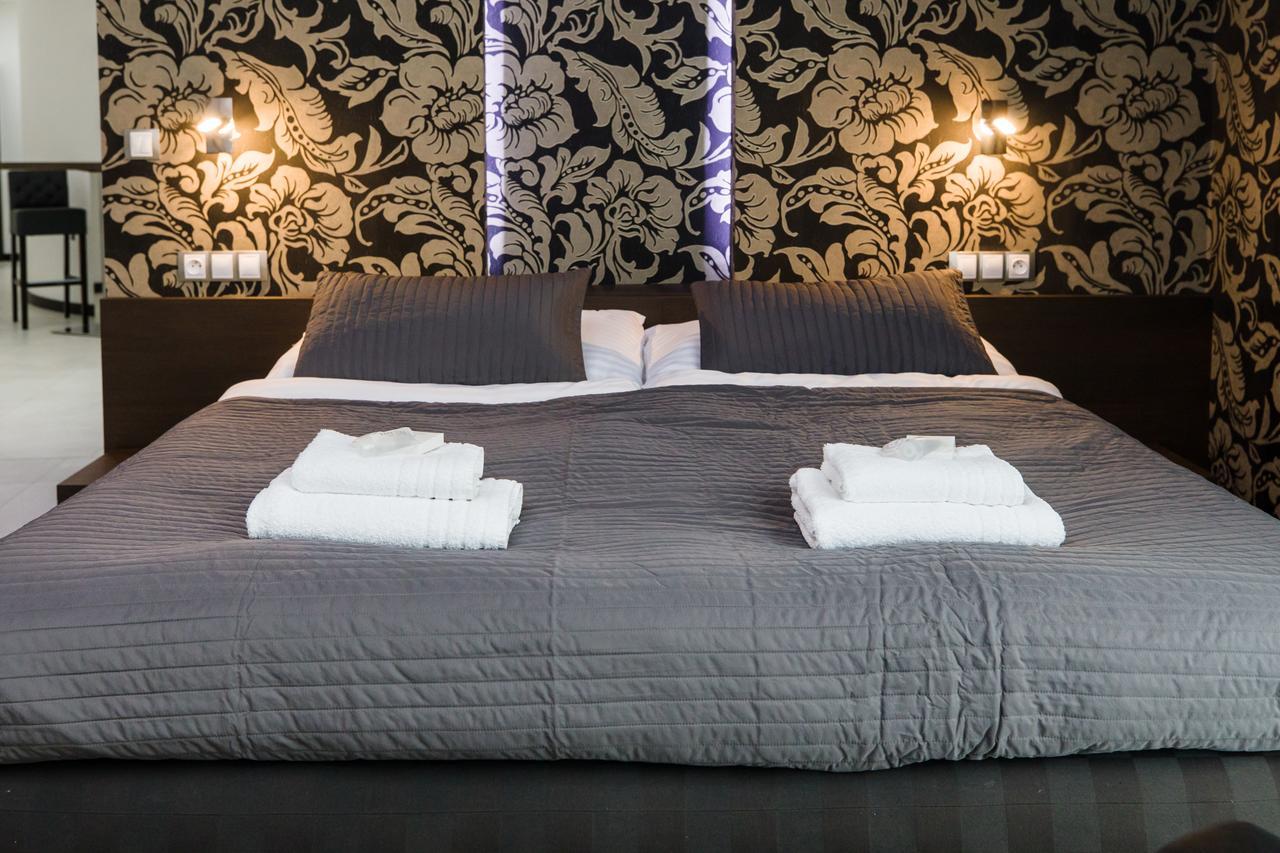 Hotel U Kostela Modrice Bagian luar foto