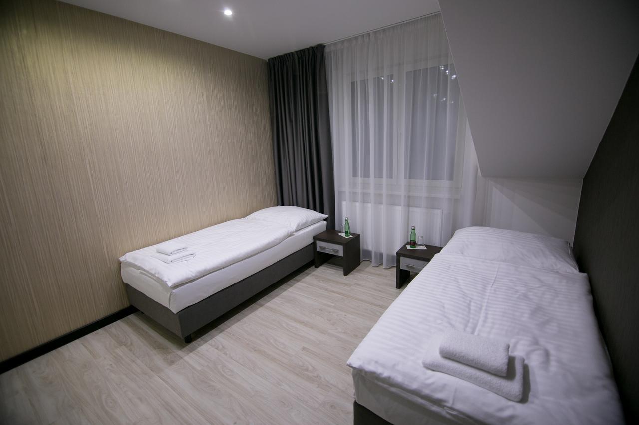 Hotel U Kostela Modrice Bagian luar foto